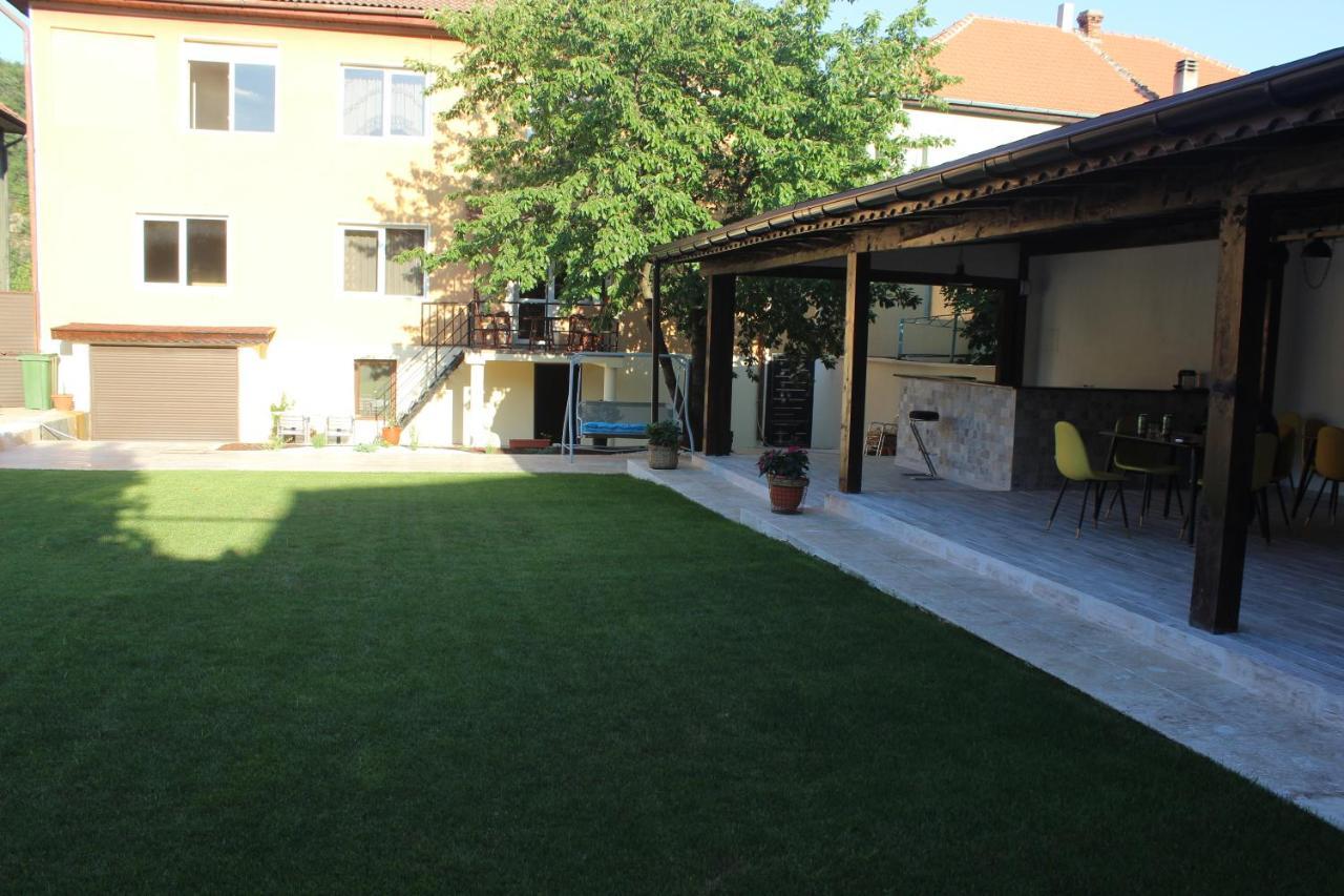 Pretty Garden Vila Orşova Exterior foto